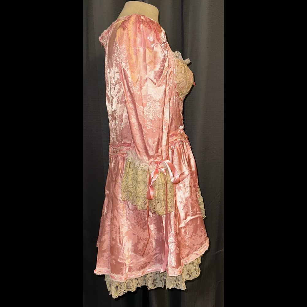 Trickz N Treatz Dolls Kill ‘CAKE QUEEN’ Marie Antoinette Pink Dress Costume XL - Picture 4 of 11